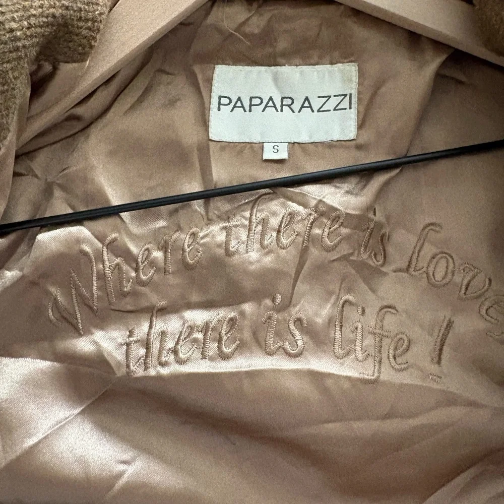 100% Wool Bohemian embroidery cottagecore coat - Picture 12 of 14